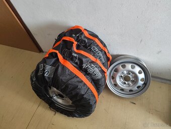 Prodám pneu 165/70 R13 s disky - 8