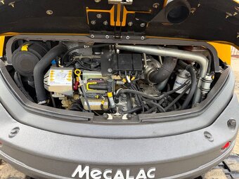 MECALAC 8MCR, klima, 1670 Mth, velmi dobrý stav - 8