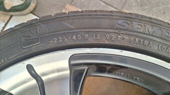 Alu kola Hyundai 18" 5x114,3 letní pneu 225/40 R18 7-8mm i3 - 8