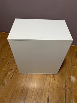 Kancelářský stůl - 8