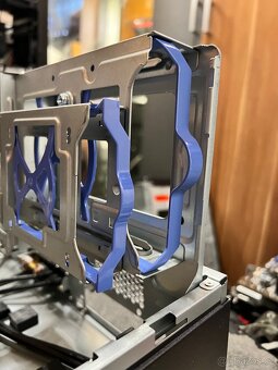 Case a TFX zdroj 350W 82+ až 400W - 8