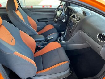 Ford Focus ST 2.5T 20V 5V 166kW - 8