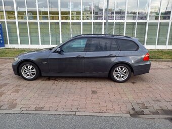 BMW e91 320d 120kw - 8