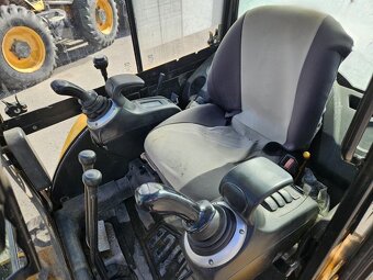 Pásový minibagr JCB 8035 - 8