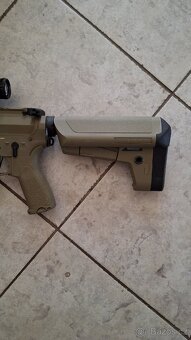 Airsoftová zbraň + vybavení - 8