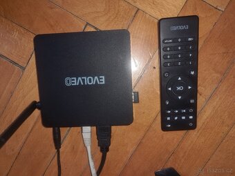 LED Televize LG Smart diky Android boxu Evolveo M4 - 8