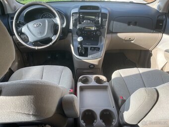 Prodám MPV Kia Carnival 2,9 136 kW, 7 místné vozidlo - 8