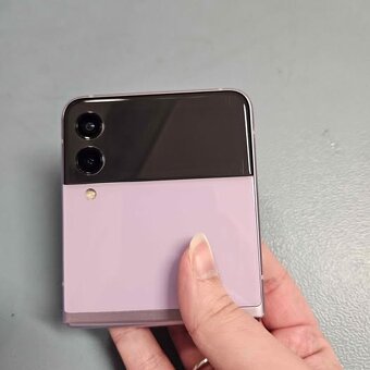 Samsung Galaxy Z Flip3 Violet 128GB - 8