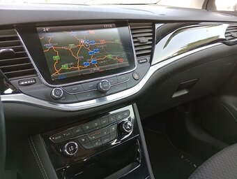 Opel Astra ST kombi CDTI Innovation 100kW S/S. 04/2018 - 8