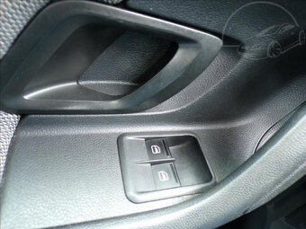 Škoda Fabia 1,2 12V KLIMA,TAŽNÉ ZAŘÍZENÍ - 8