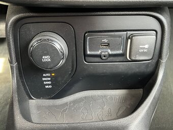 JEEP RENEGADE 2,0JTD 4x4 TAŽNÉ ZAŘÍZENÍ - 8