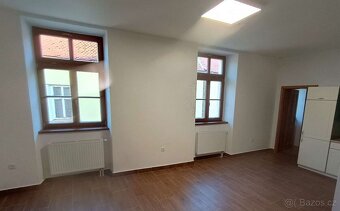 Pronájem 3+kk Netolice, Mírové náměstí v centru - 8