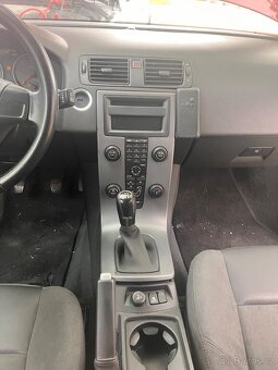 Volvo V50 na nahradni dily - 8