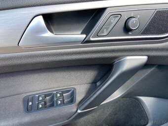 VW Golf Sportsvan 1.6 TDi 81kW Serviska, Navigace - 8