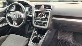 VOLKSWAGEN SCIROCCO R-Line - 2,0TSi 155kW - Manuál. - 8
