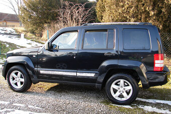 Jeep Cherokee 2.8 CRD 177PS LIMITED KLIMA 6-rychl - 8