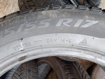 215/55/17 Pirelli/Bridgestone - zimní pneu 4ks - 8