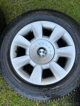 BMW E 39 15” 205/65/15 zimni origina alu disky - 8