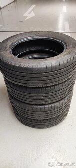 Jako nové 215/60/17 Goodyear Efficient Grip 2 SUV, DOT 4623 - 8