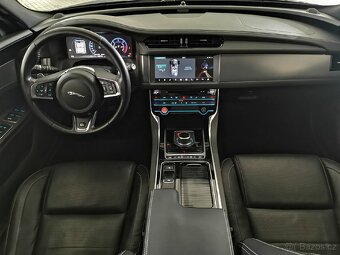 Jaguar XF R-Sport LED PANO KESSY 20' ZÁRUKA - 8