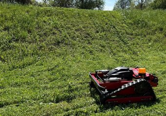 Sečení trávy Slavkov u Brna - 8