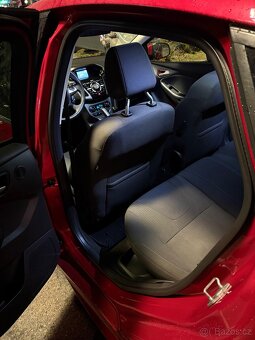 Ford focus look ST - 8