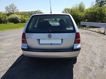 VOLKSWAGEN GOLF IV COMBI 1.9TDi - 8