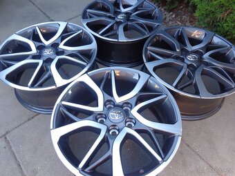 5x114,3 17" original Toyota alu kola - 8