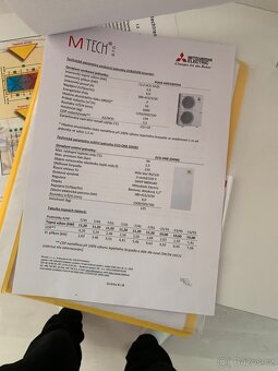 Mitsubishi - 8
