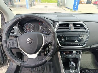 Suzuki SX4 S-Cross 1.4 BoosterJet Hybrid 2WD + tažné - 8
