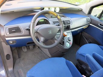 PEUGEOT 807 2.2.i TENDANCE r.v.08/2003 - 8