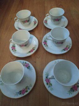 Starožitný porcelán a sklo - 8