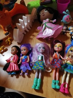 Domeček kavárna v pralese - 8