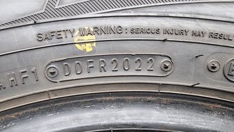 Zimní pneu 215/60/16 Falken - 8