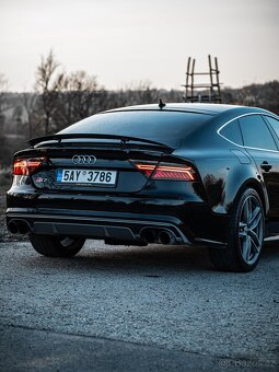 AUDI S7 Performance QUATTRO 405kw  v8 a 550 Ps - 8