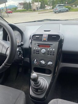 Opel Agila 1,0 rv 2013 - 8
