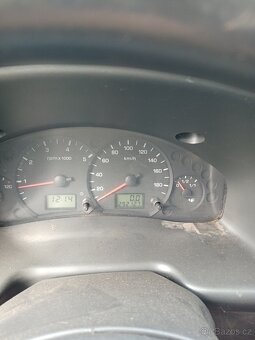Ford Transit 260S 2005 (dodávka) - 8