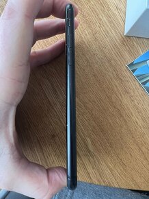 Prodám použivaný iPhone 7 128 GB - 8