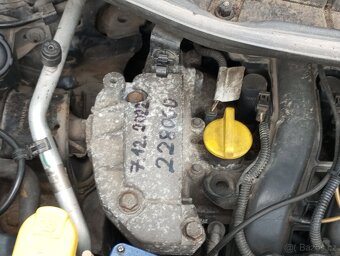 Renault Megane Scenic - 8
