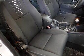 Renault Mégane 1.6i , 74 kW benzín, 2012 - 8
