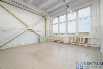 Nabízíme k pronájmu kombinované komerční prostory, ul. Přepe - 8