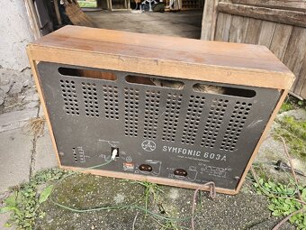 Retro rádio Tesla - 8