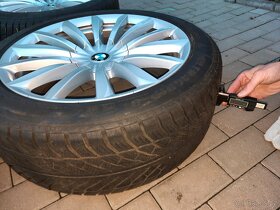 Originál sada BMW disků + zimní pneu Goodyear Ultragrip - 8