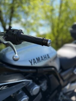 Yamaha FZS 600 Fazer - 8
