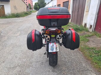 Honda VFR 800 VTEC - 8