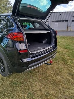 HYUNDAI TUCSON 1,6 CRDi TOP STAV - 8