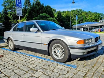 BMW 730d E38 142kW - 8