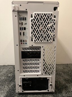 Herní PC Rtx 3070 Ti / Ryzen 7 5700X / 32g - 8