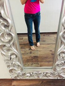 Džíny Guess, Armani, Versace - 8