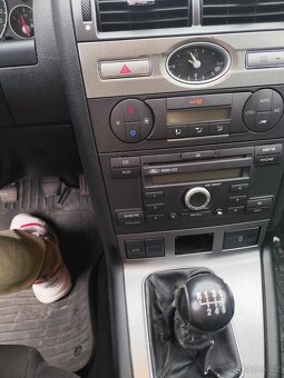 Mondeo MK3 2.2 TDCi 114kw 2005 combi - 8
